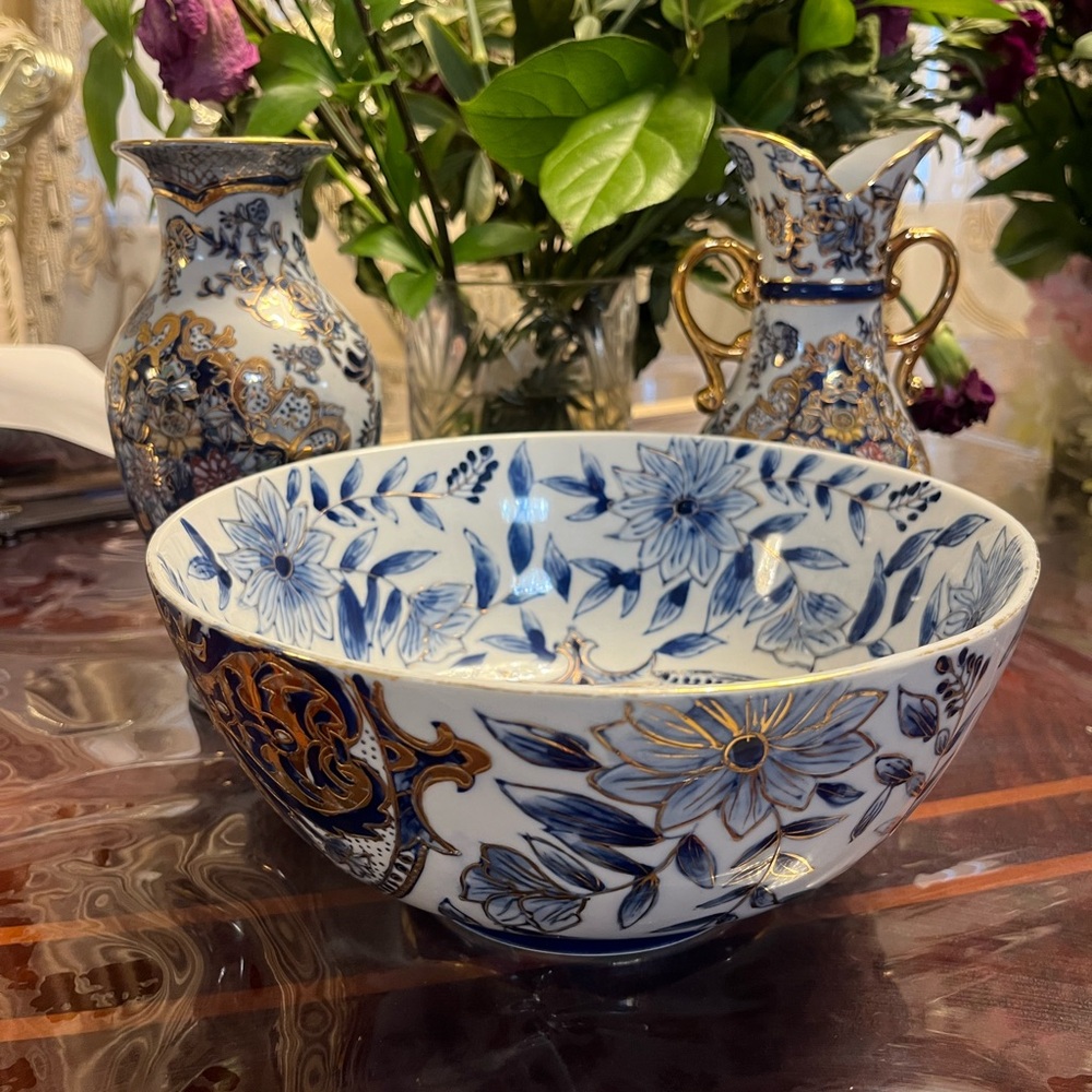 Blue and Gold Floral Dinnerware Bowl